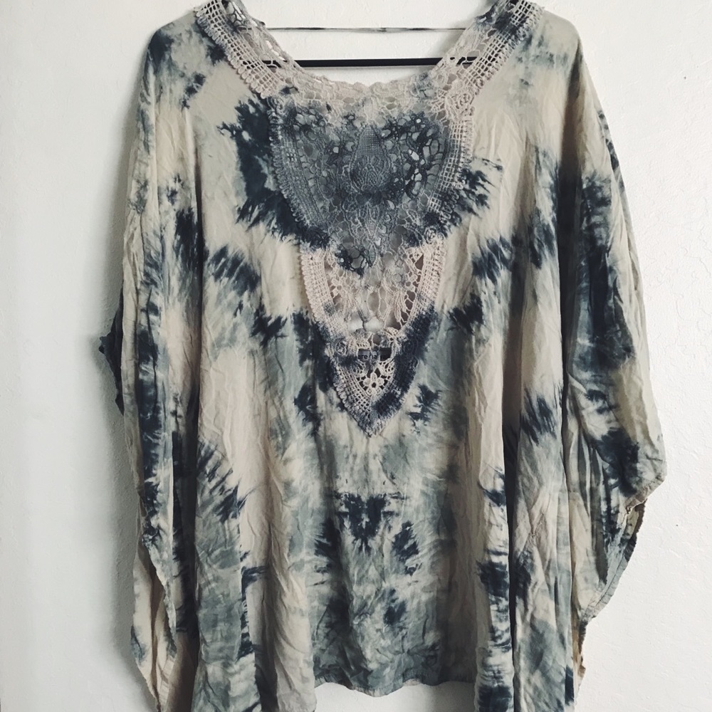 Tiara Hawaii Tie Dye Top